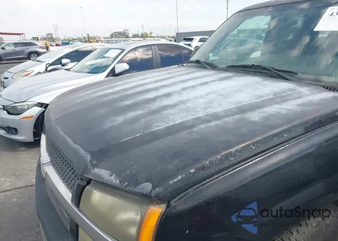 2004 Chevrolet Silverado 1500 Ls из США, поврежденный, VIN 2GCEC19V641226572